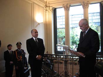 Franciscus Verellen accueille le Roi Norodom Sihamoni et le ministre Franois Goulard